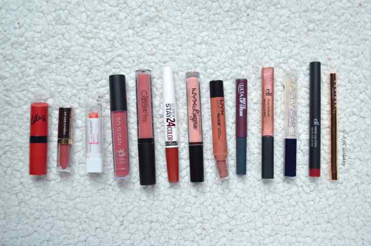 makeupdeclutter_lipsticks.jpg